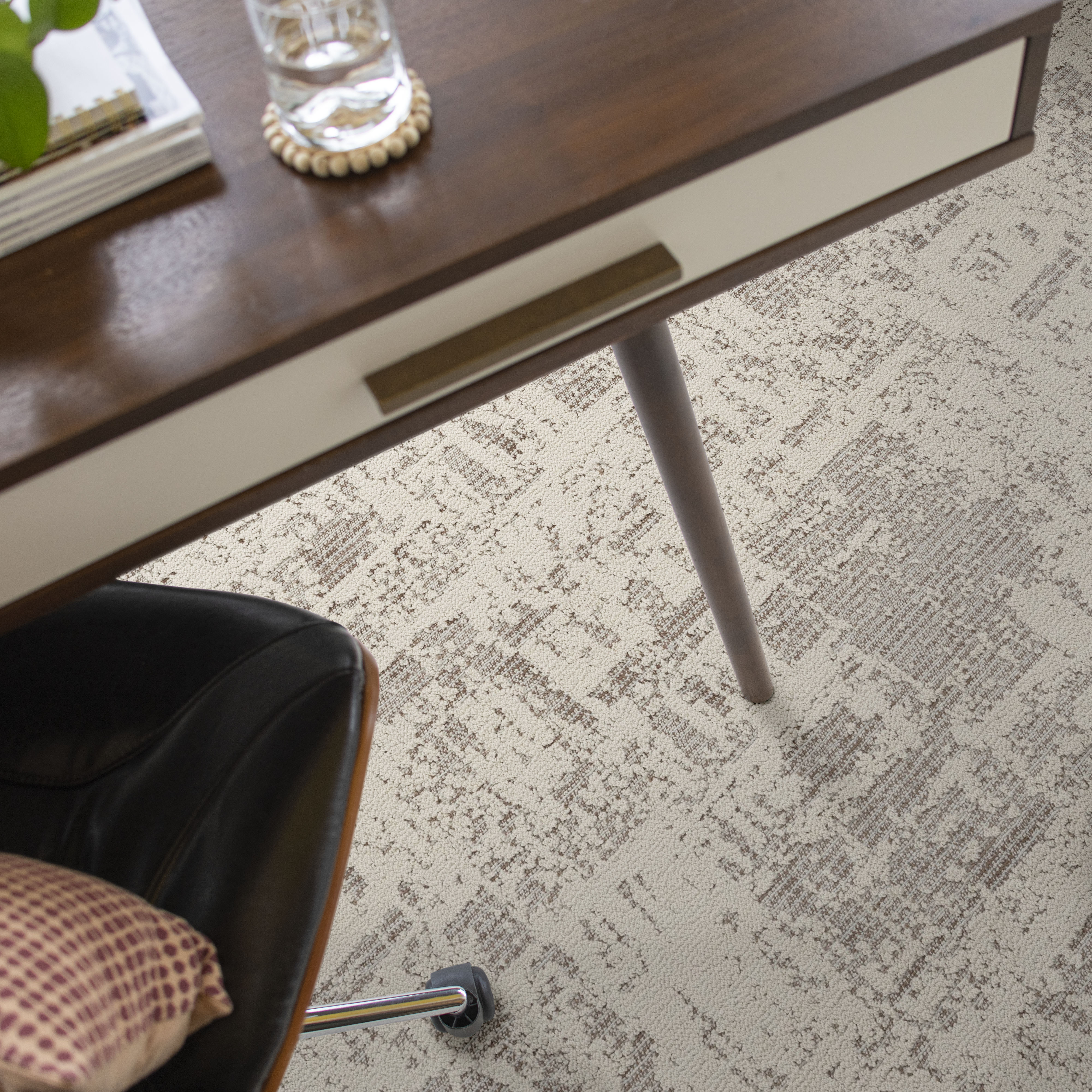 AYA　1002 Atlas Grey Tassle Pillow – cloud9design